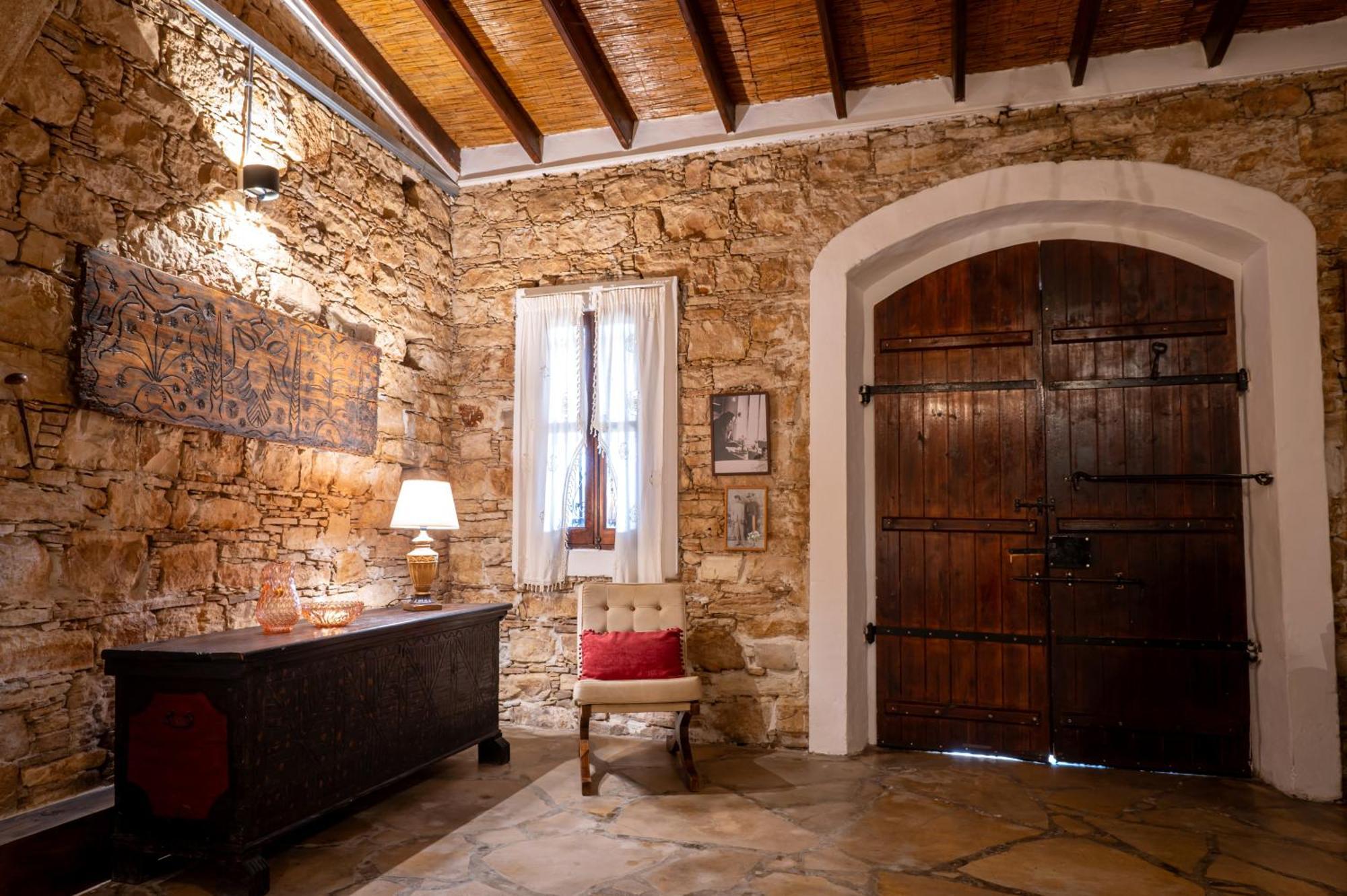 لوفو Oinoessa Traditional Boutique Guest Houses المظهر الخارجي الصورة